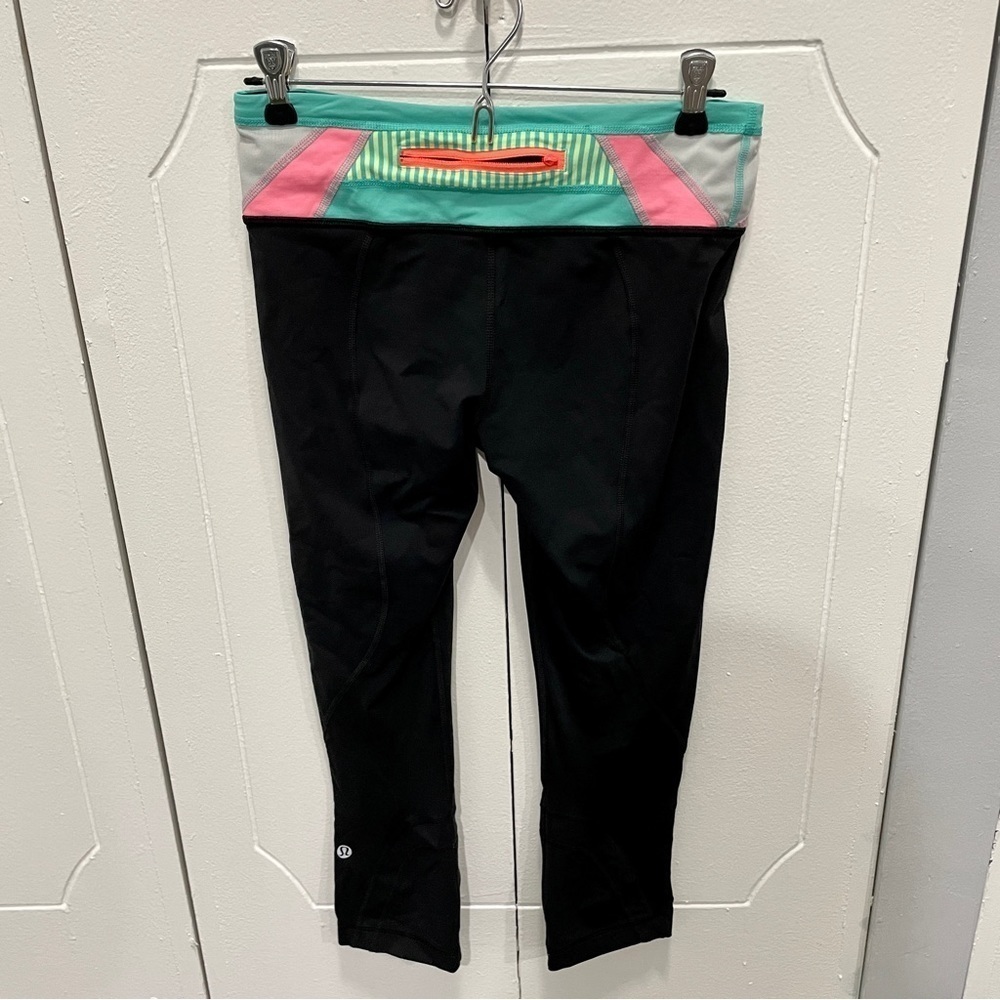 Lululemon SoulCycle Skull Run Inspire II Crop - Picture 2 of 13